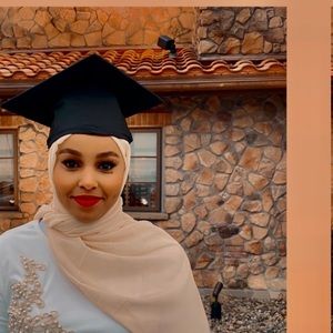 Meet your Posher, Shukri